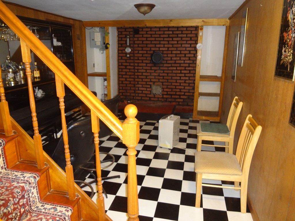 4 Fordham Street Springfield, MA 01104 - Photo 14 of 19