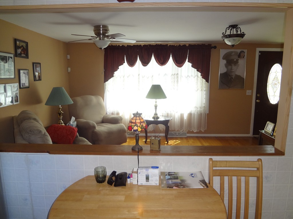 4 Fordham Street Springfield, MA 01104 - Photo 8 of 19