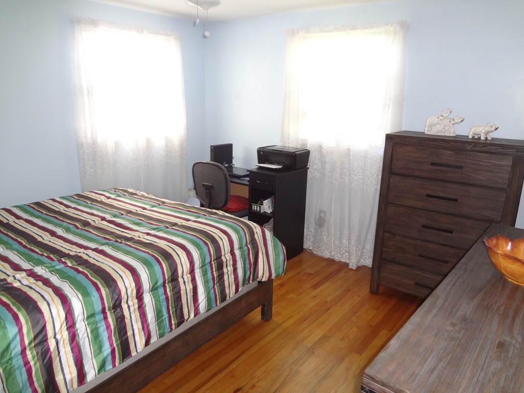 4 Fordham Street Springfield, MA 01104 - Photo 10 of 19