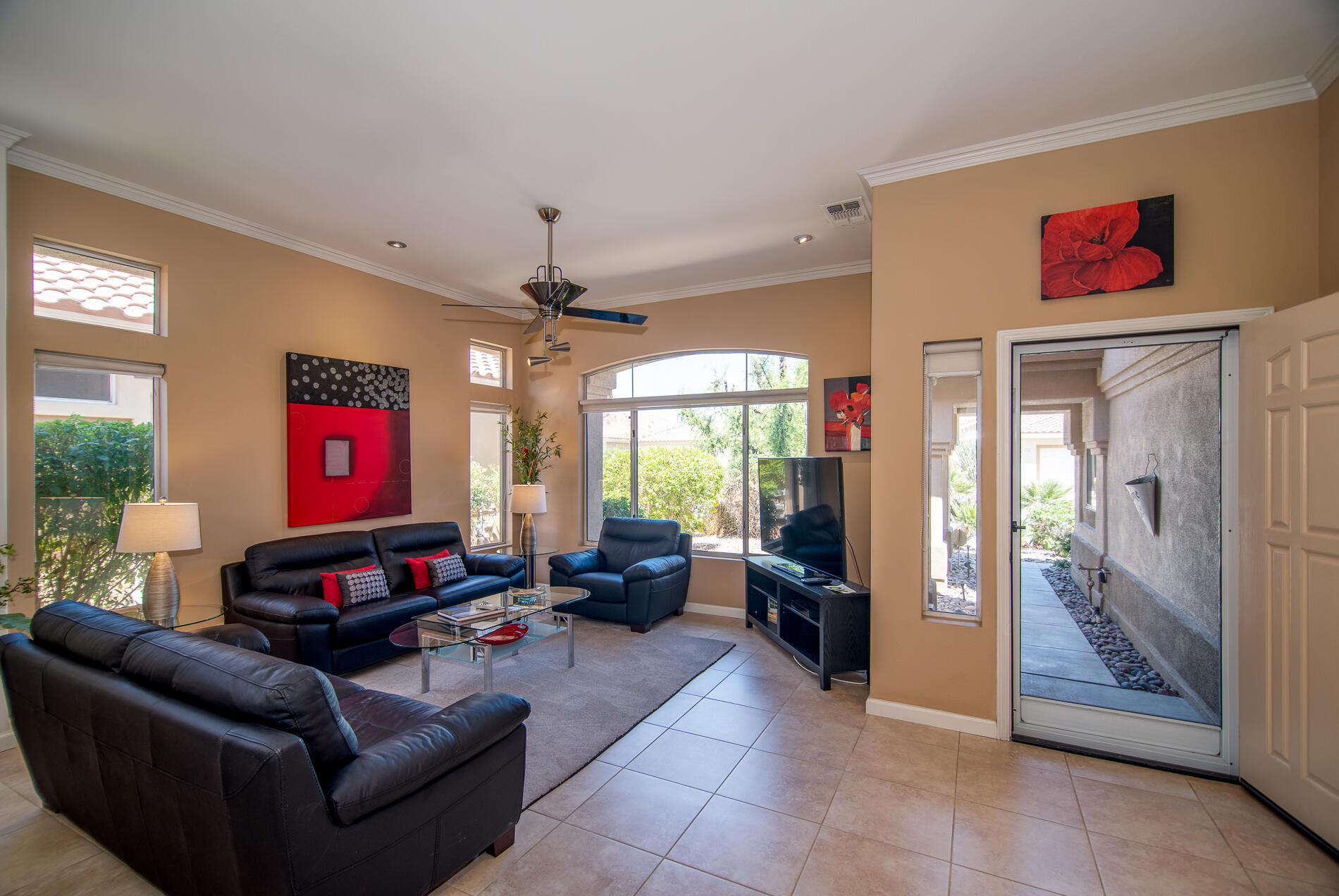 78379 Moongold Road Palm Desert, CA 92211 - Photo 11 of 40 a living room with furniture