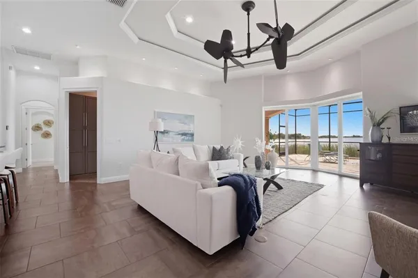 $3,450,000 | 3215 Gulf City Road, Ruskin, FL 33570