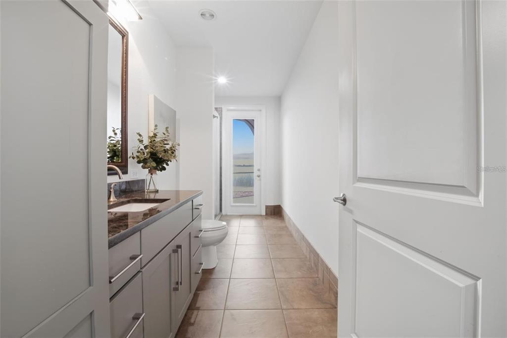 3215 Gulf City Road Ruskin, FL 33570 - Photo 21 of 99