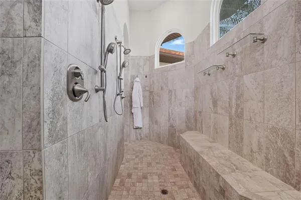 $3,450,000 | 3215 Gulf City Road, Ruskin, FL 33570