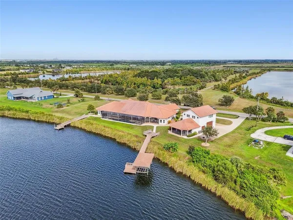 $3,450,000 | 3215 Gulf City Road, Ruskin, FL 33570
