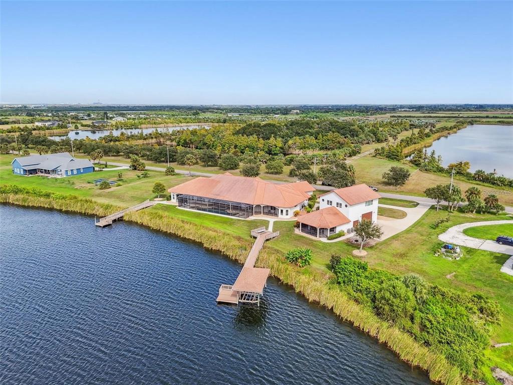 3215 Gulf City Road Ruskin, FL 33570 - Photo 6 of 99