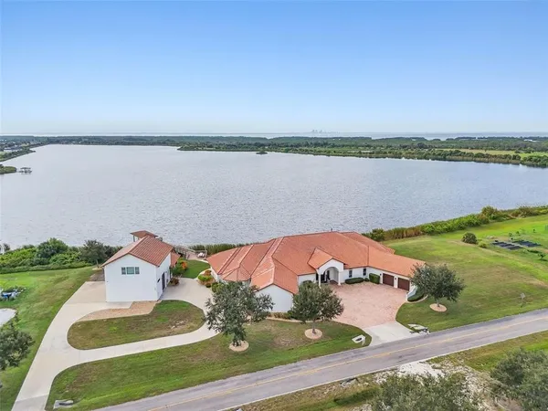 $3,450,000 | 3215 Gulf City Road, Ruskin, FL 33570