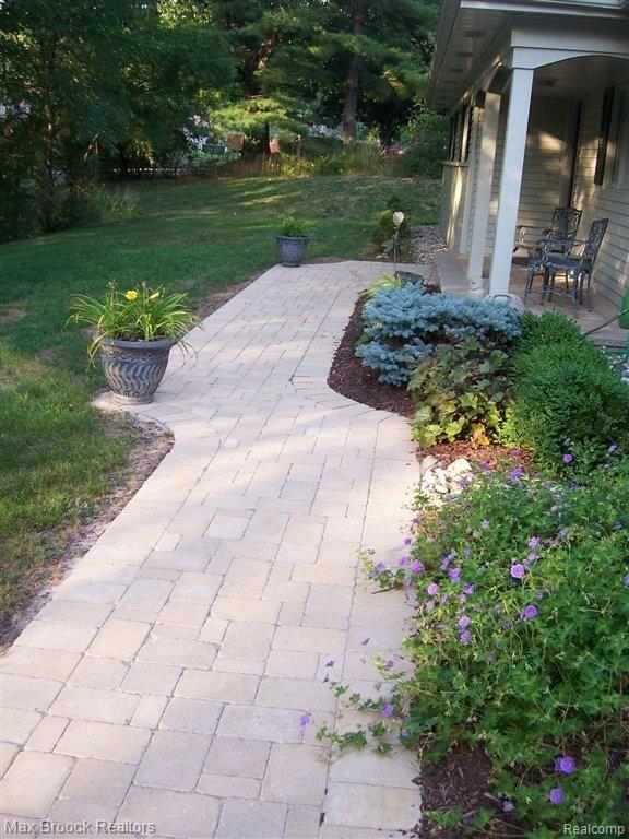 4645 Pickering Road Bloomfield Hills, MI 48301 - Photo 2 of 23 New front paver walk.JPG
