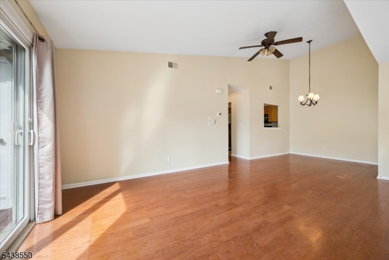 40 Ray Court Bedminster, NJ 07921 - Photo 9 of 25