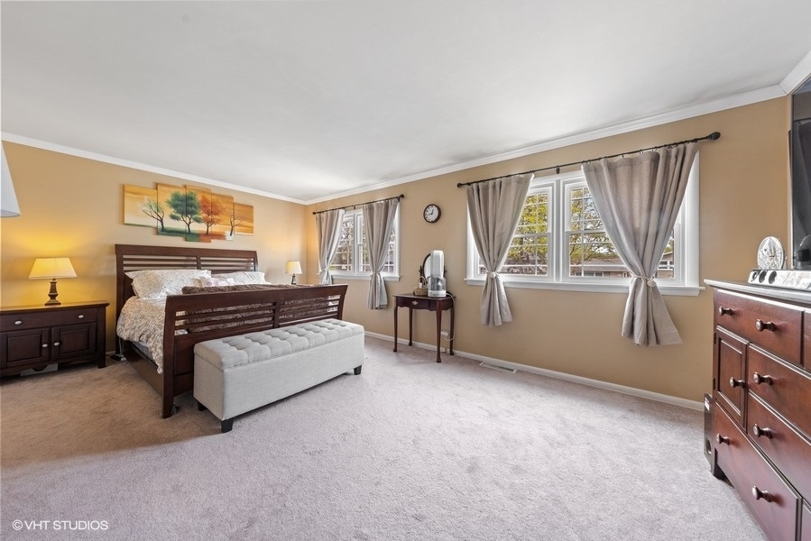 530 Highland Road Hinsdale, IL 60521 - Photo 10 of 18 Gallery Image 10