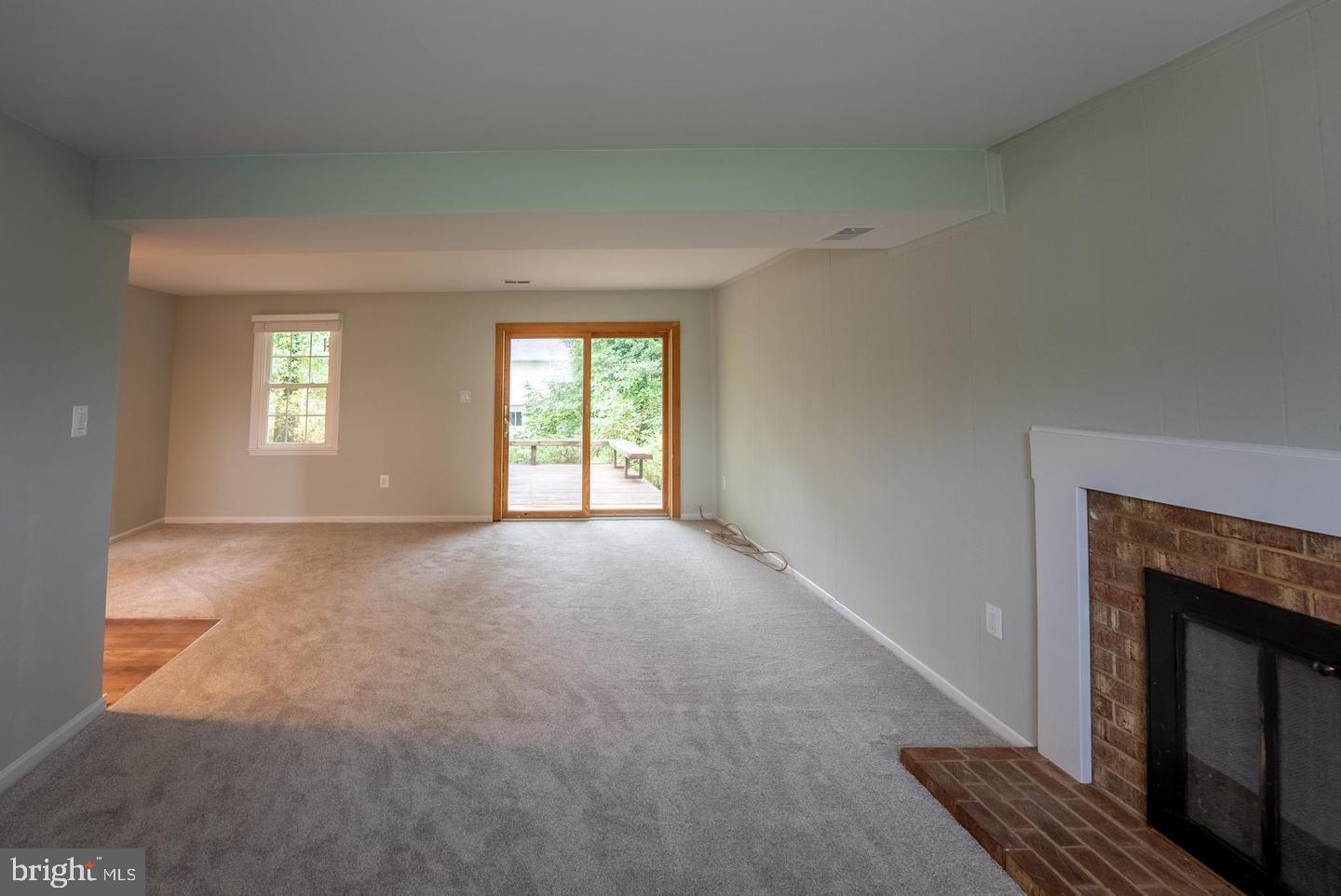 5629 Signal Point Court Burke, VA 22015 - Photo 33 of 48 a view of empty room with window
