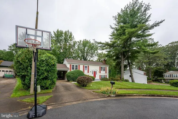 a house view with a garden space