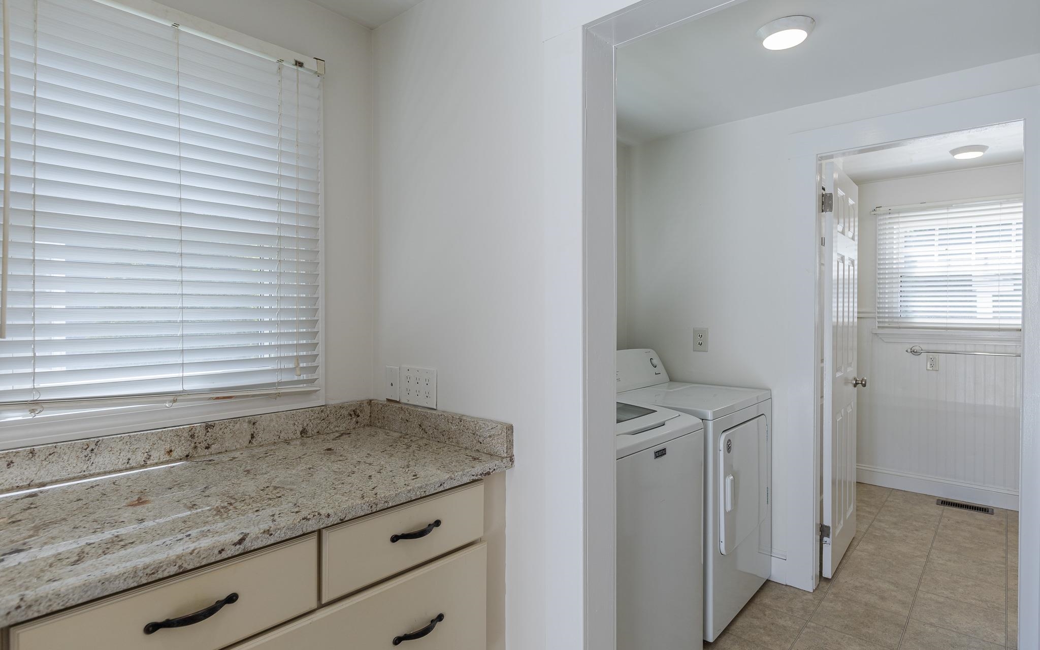 47 Baker Street Keene, NH 03431 - Photo 18 of 45