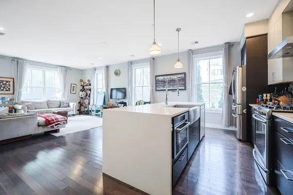 $1,365,000 | 7 Greenley Place, Unit 3, Boston, MA 02130
