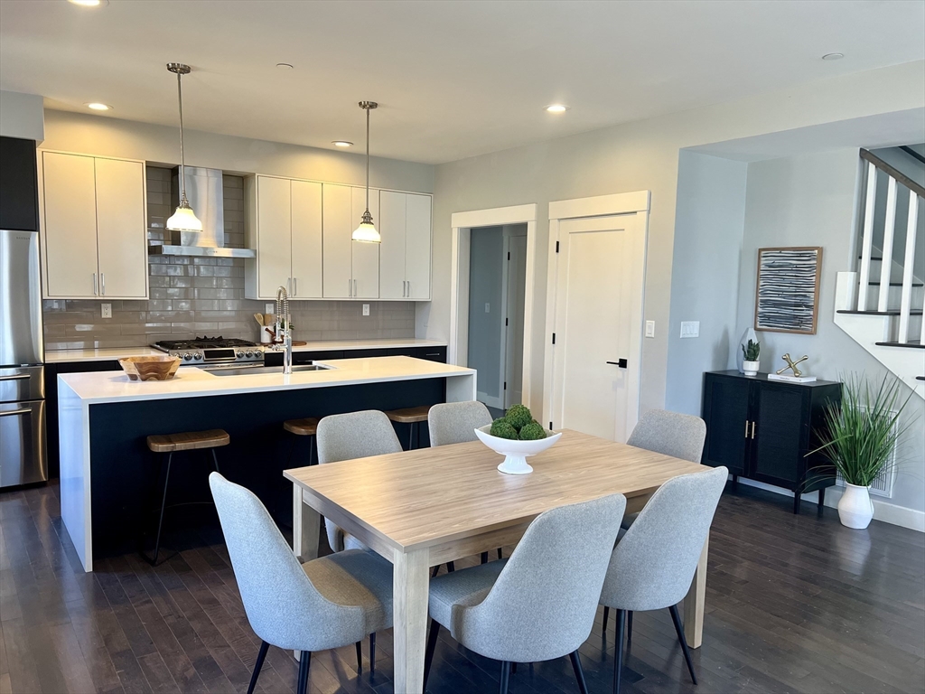 7 Greenley Place, Unit 3 Boston, MA 02130 - Photo 6 of 30