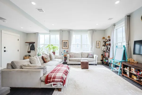 $1,365,000 | 7 Greenley Place, Unit 3, Boston, MA 02130