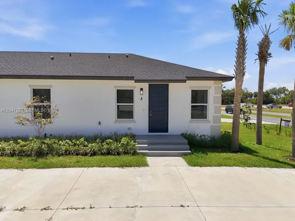 $1,700 | 195 West Rotonda Port, Unit A, Rotonda West, FL 33947