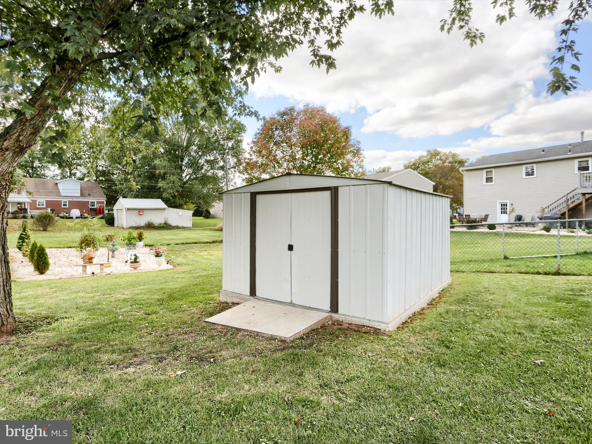 2248 Heather Road York, PA 17408 - Photo 46 of 47 Gallery Image 46
