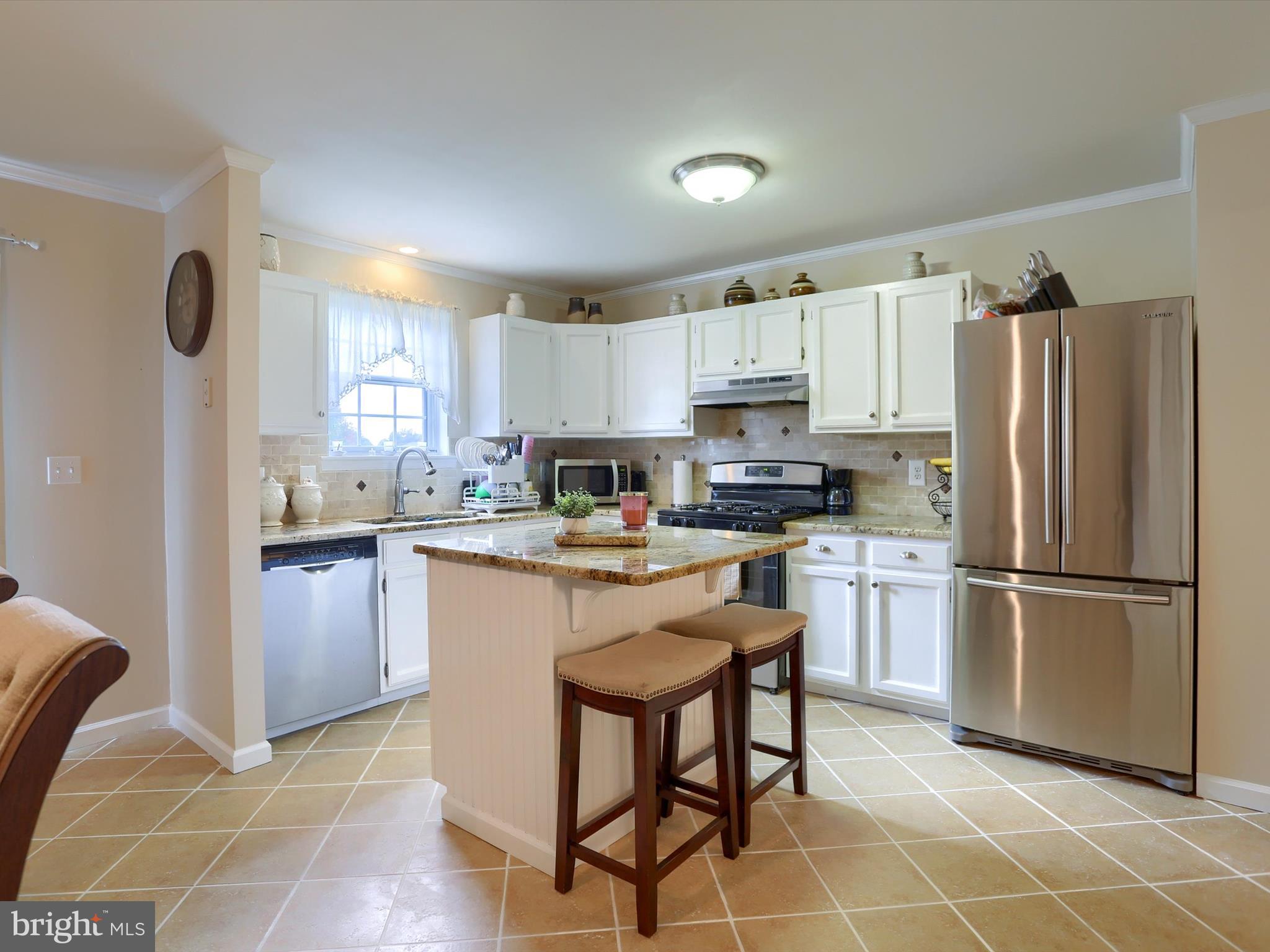 2248 Heather Road York, PA 17408 - Photo 10 of 47 Gallery Image 10