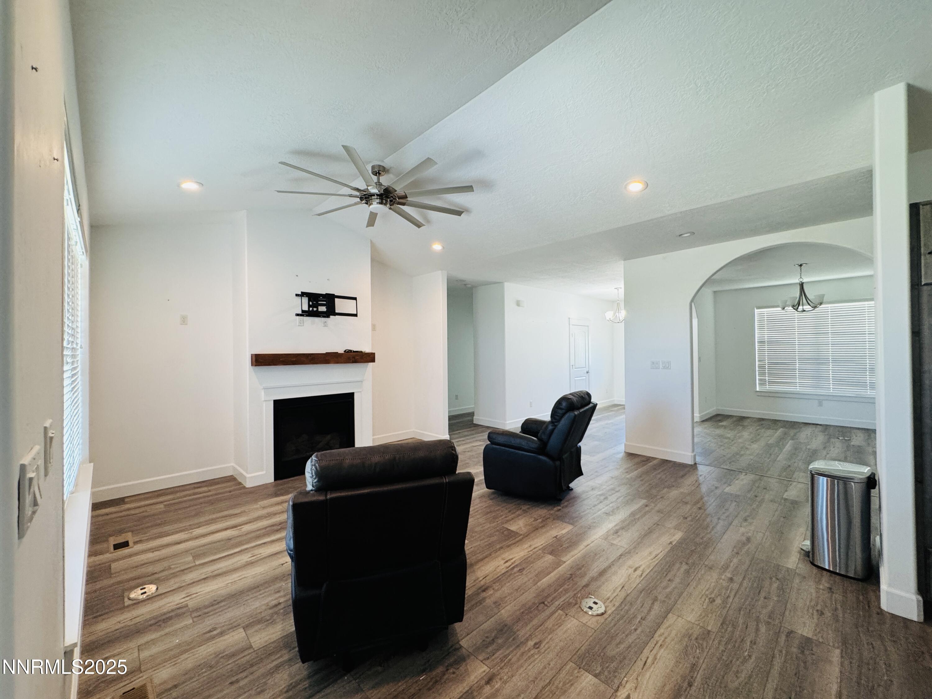 905 North Meridian Road Lovelock, NV 89419 - Photo 8 of 47 FullSizeRender