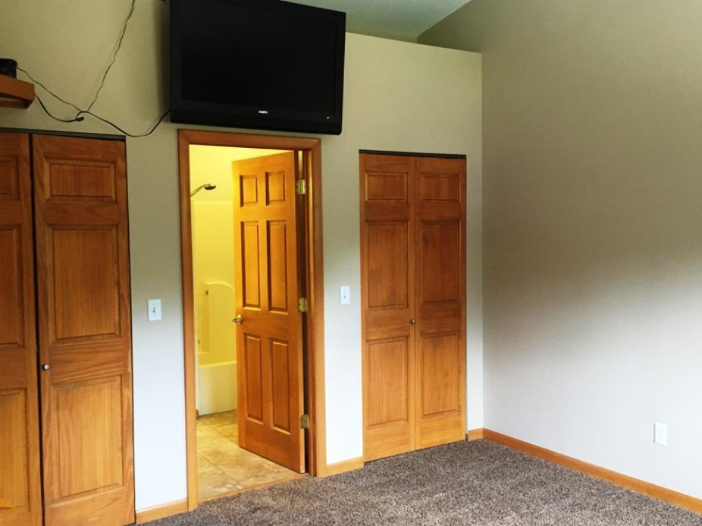 3592 Fenner Road Muskegon, MI 49445 - Photo 11 of 22 Master Bedroom