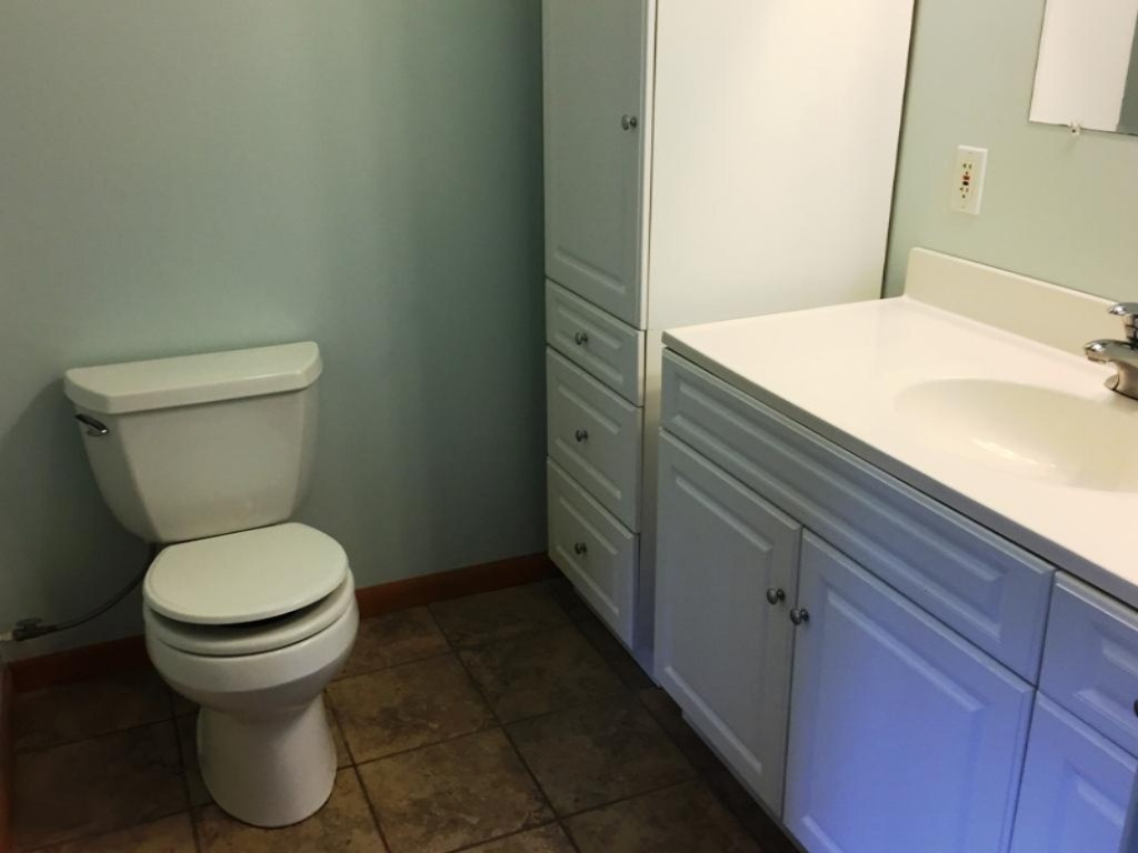 3592 Fenner Road Muskegon, MI 49445 - Photo 13 of 22 Master Bath