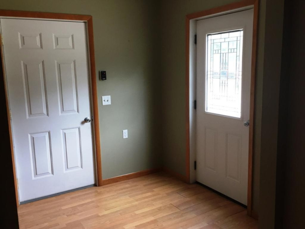3592 Fenner Road Muskegon, MI 49445 - Photo 2 of 22 Entry