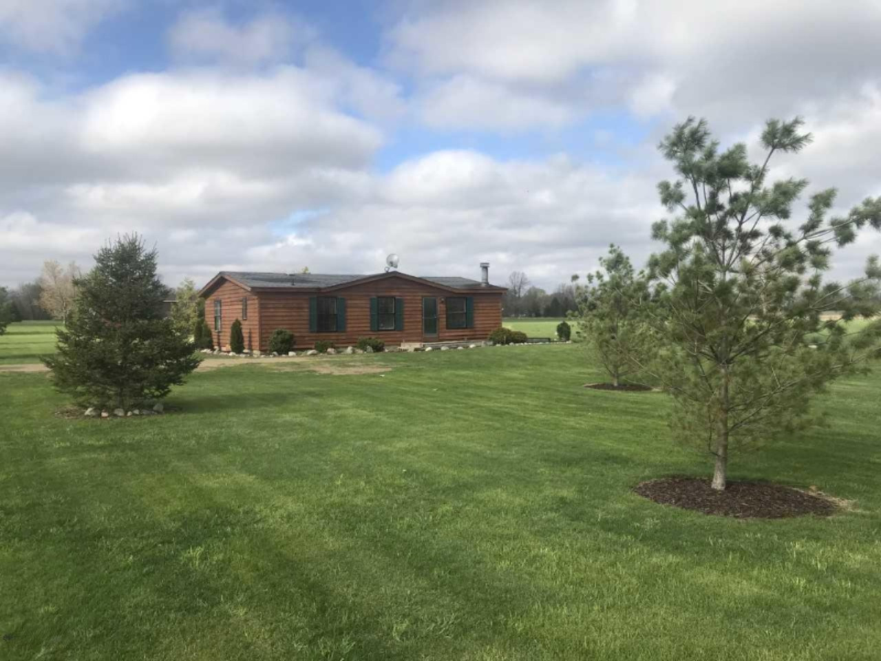 2733 Senator Road Crystal, MI 48818 - Photo 1 of 9 download
