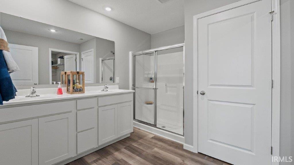 17449 Dewolff Lane Huntertown, IN 46748 - Photo 6 of 27 Gallery Image 6