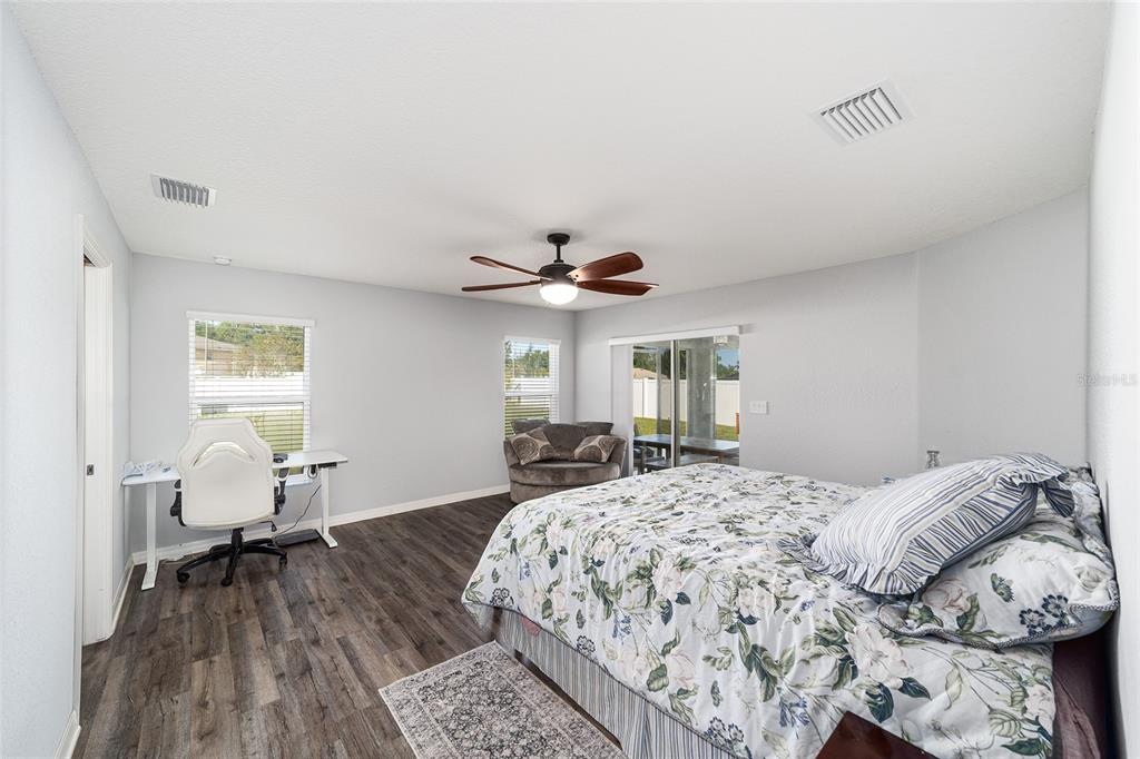 11538 Southwest 59th Terrace Ocala, FL 34476 - Photo 3 of 41