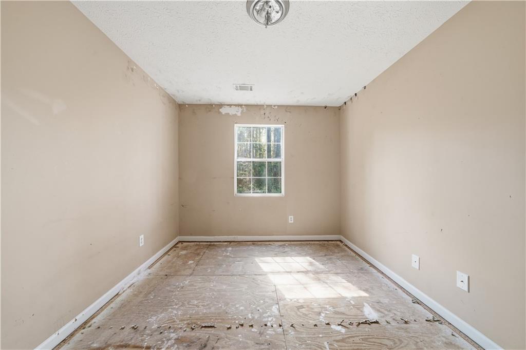 3785 Soapstone Road Decatur, GA 30034 - Photo 15 of 33