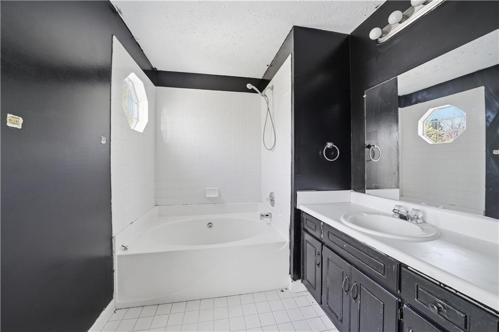 3785 Soapstone Road Decatur, GA 30034 - Photo 19 of 33