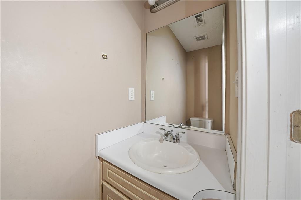 3785 Soapstone Road Decatur, GA 30034 - Photo 25 of 33