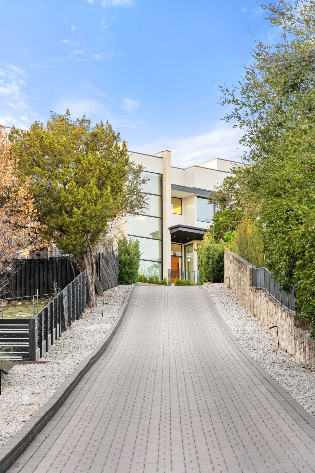 5 Inwood Cove Austin, TX 78746 - Photo 38 of 39 View of wooden deck