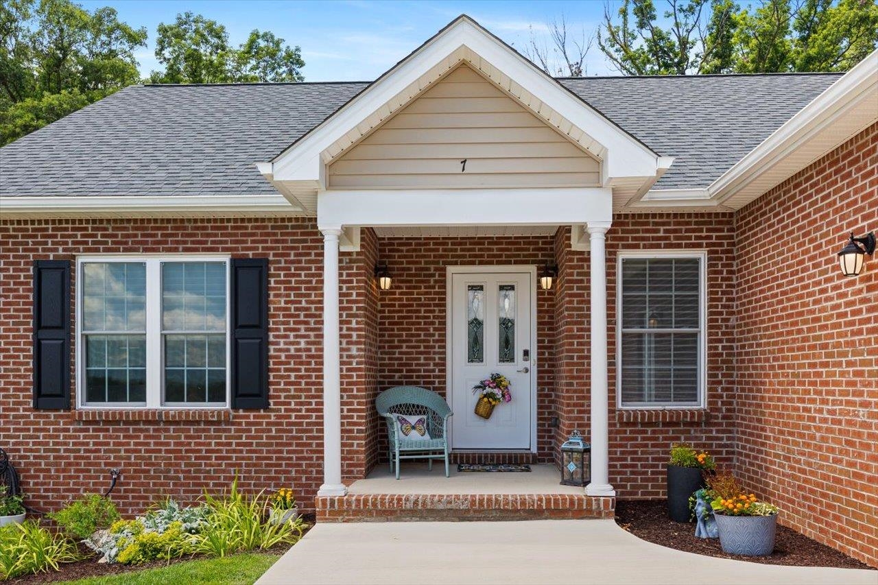 7 Oak View Drive Staunton, VA 24401 - Photo 3 of 53 a front view of a house with a garden