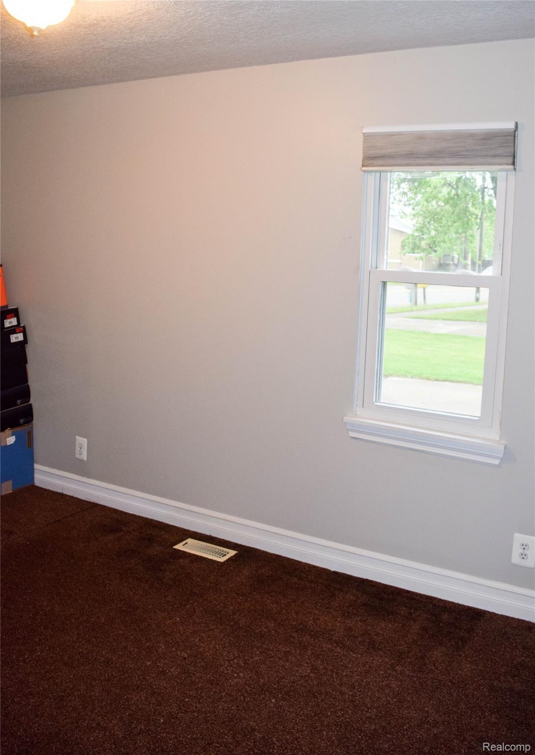 28295 Waltz Road New Boston, MI 48164 - Photo 25 of 36 BEDROOM #2