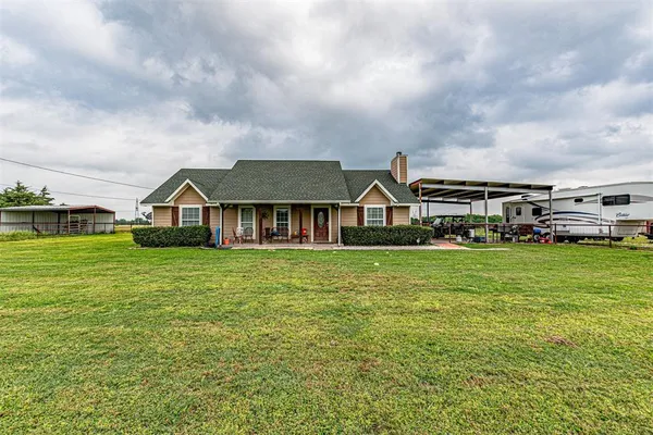 $799,000 | 5538 County Road 3214, Lone Oak, TX 75453