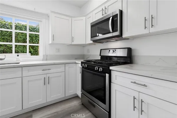 $1,290,000 | 2450 Vista Hogar, Newport Beach, CA 92660