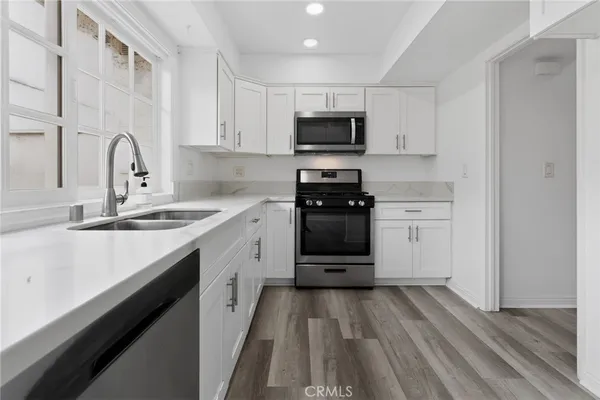 $1,290,000 | 2450 Vista Hogar, Newport Beach, CA 92660