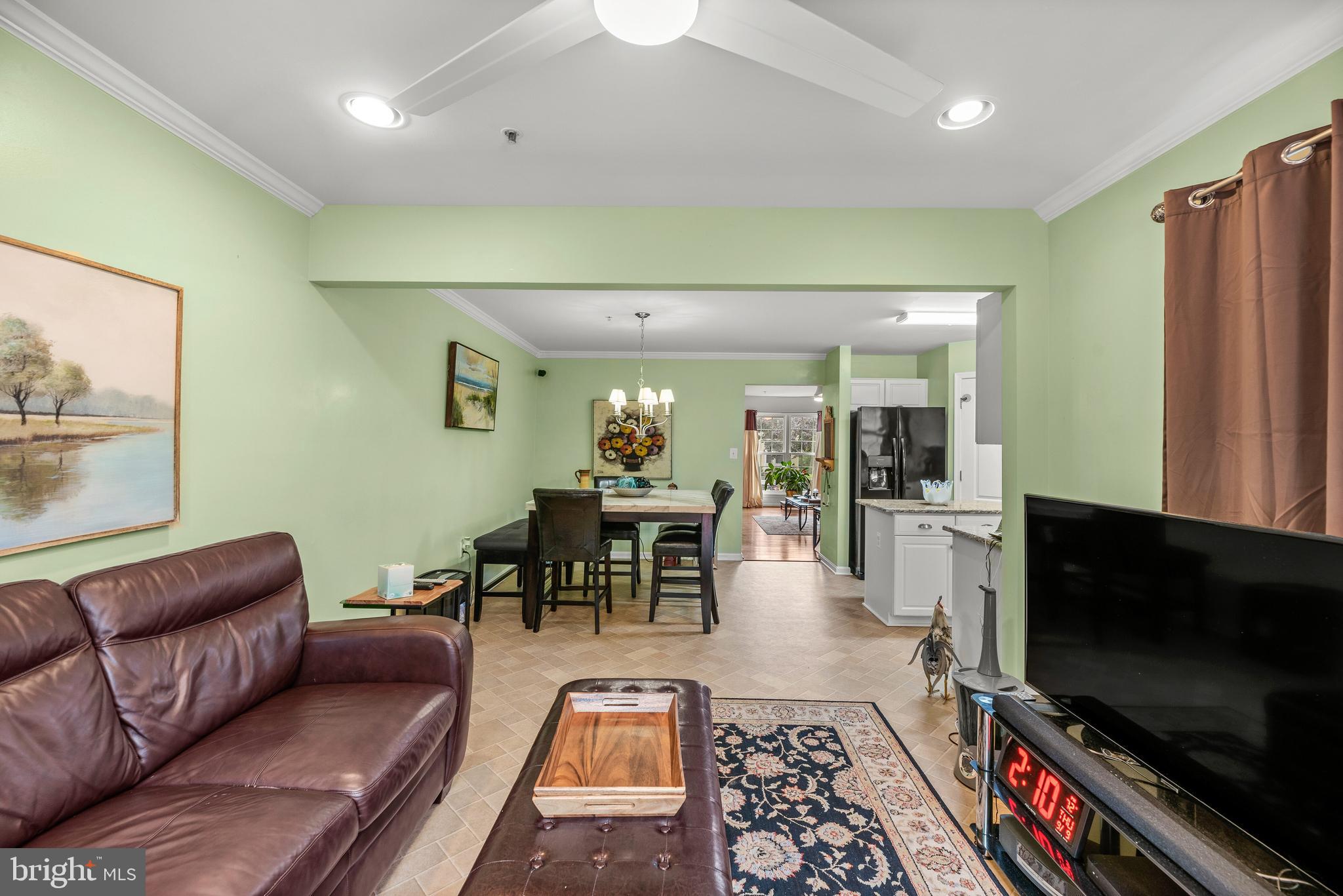 138 Carolstowne Road Reisterstown, MD 21136 - Photo 11 of 46 Family room