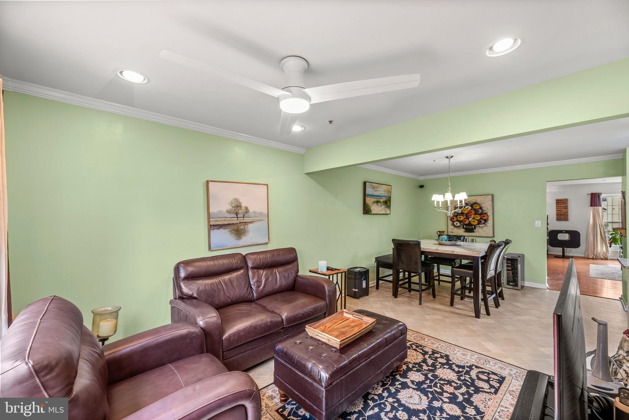 138 Carolstowne Road Reisterstown, MD 21136 - Photo 12 of 46 Family room