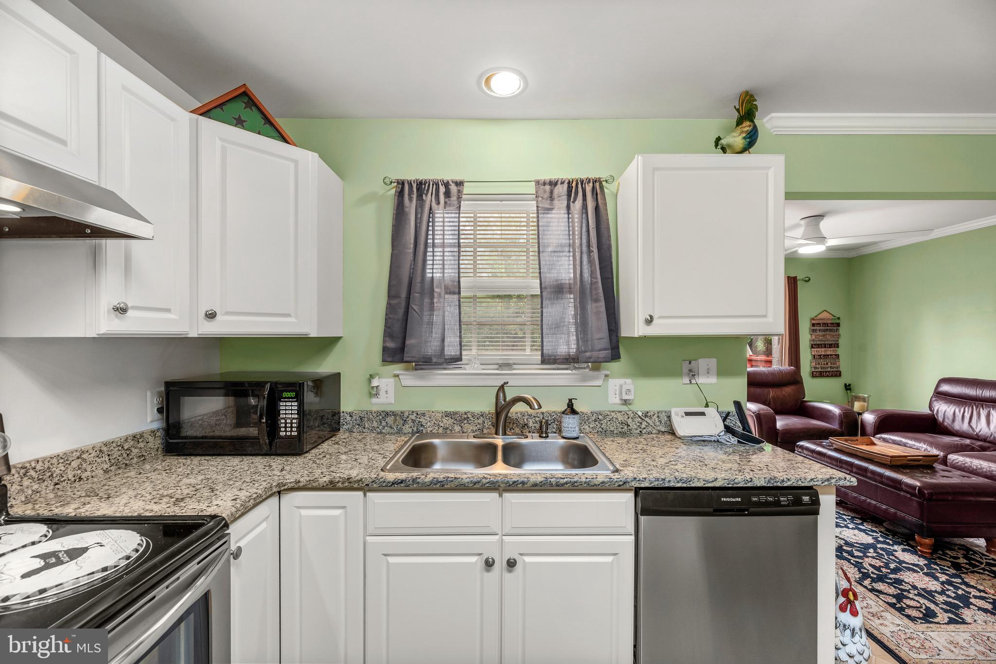 138 Carolstowne Road Reisterstown, MD 21136 - Photo 20 of 46 Kitchen