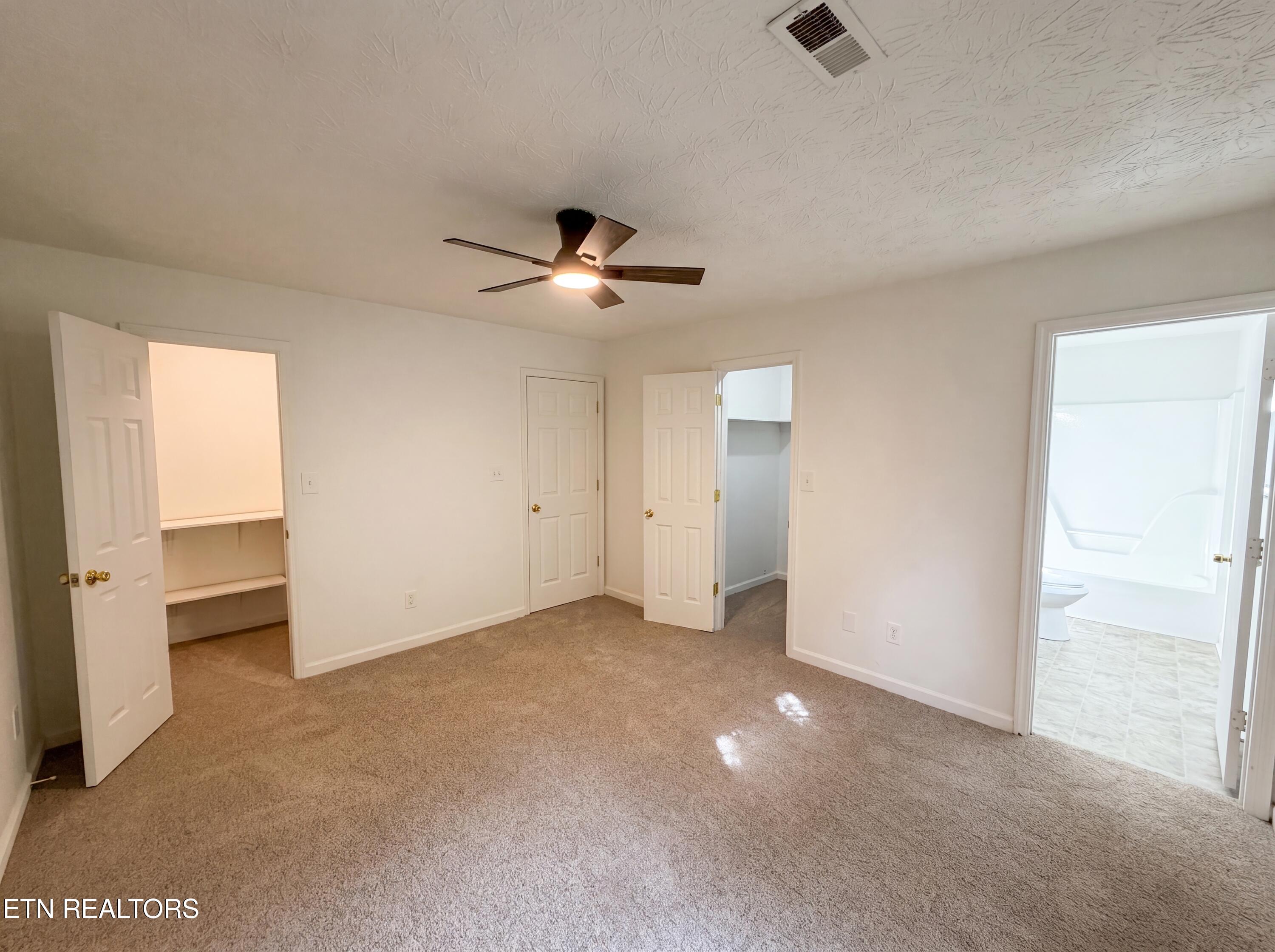 6018 Bridge Garden Road Knoxville, TN 37912 - Photo 4 of 17 photo_04
