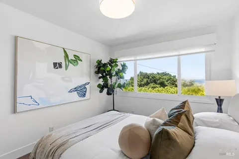 $2,995,000 | 5025 Paradise Drive, Tiburon, CA 94920