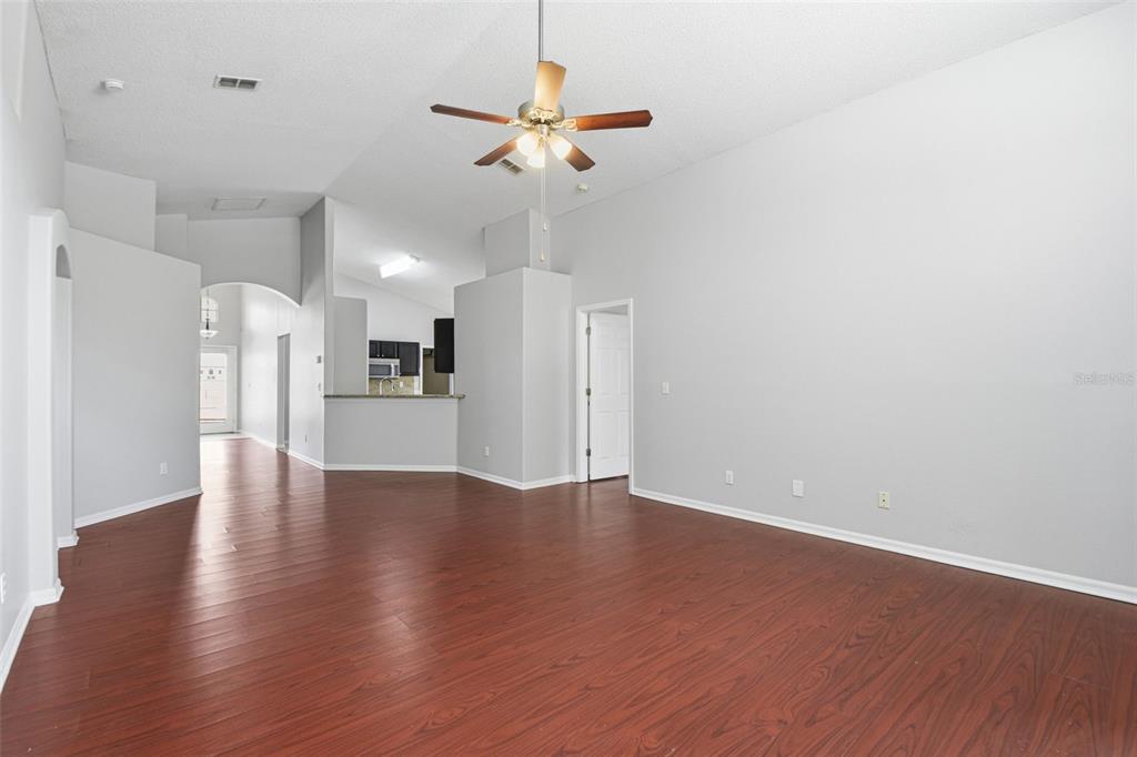 1708 Powder Ridge Drive Valrico, FL 33594 - Photo 10 of 52