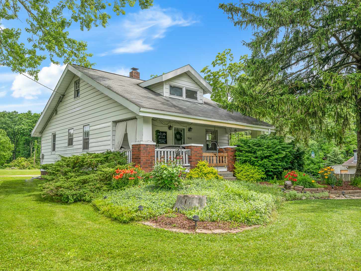 5616 Leesburg Road Fort Wayne, IN 46818 - Photo 1 of 36