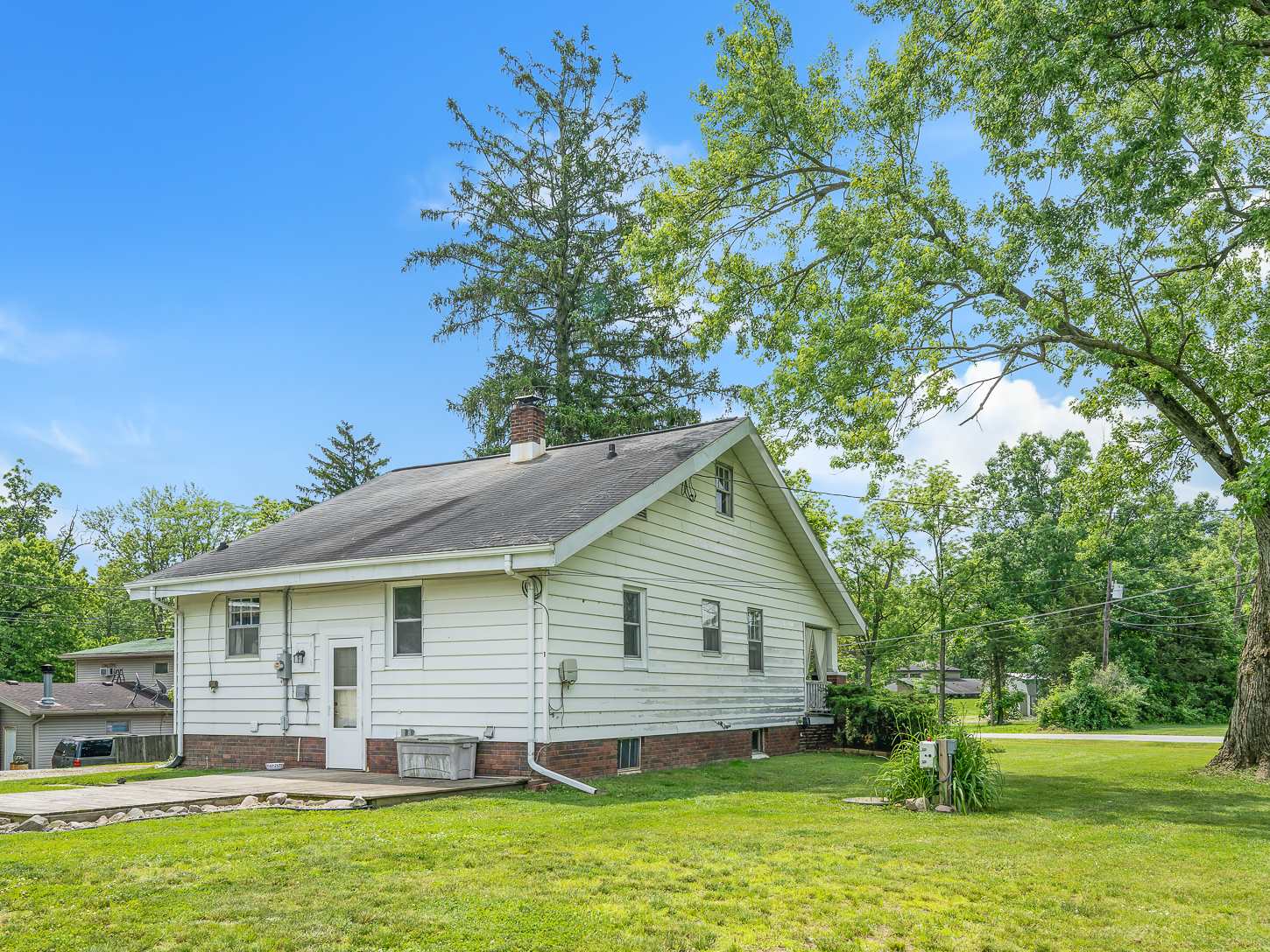 5616 Leesburg Road Fort Wayne, IN 46818 - Photo 5 of 36