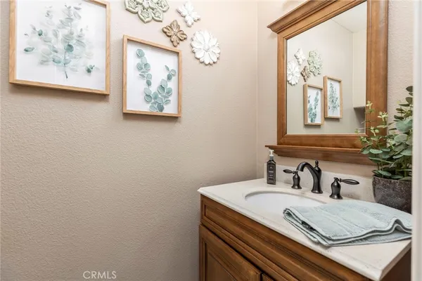 $740,000 | 45166 Via Quivera, Temecula, CA 92592