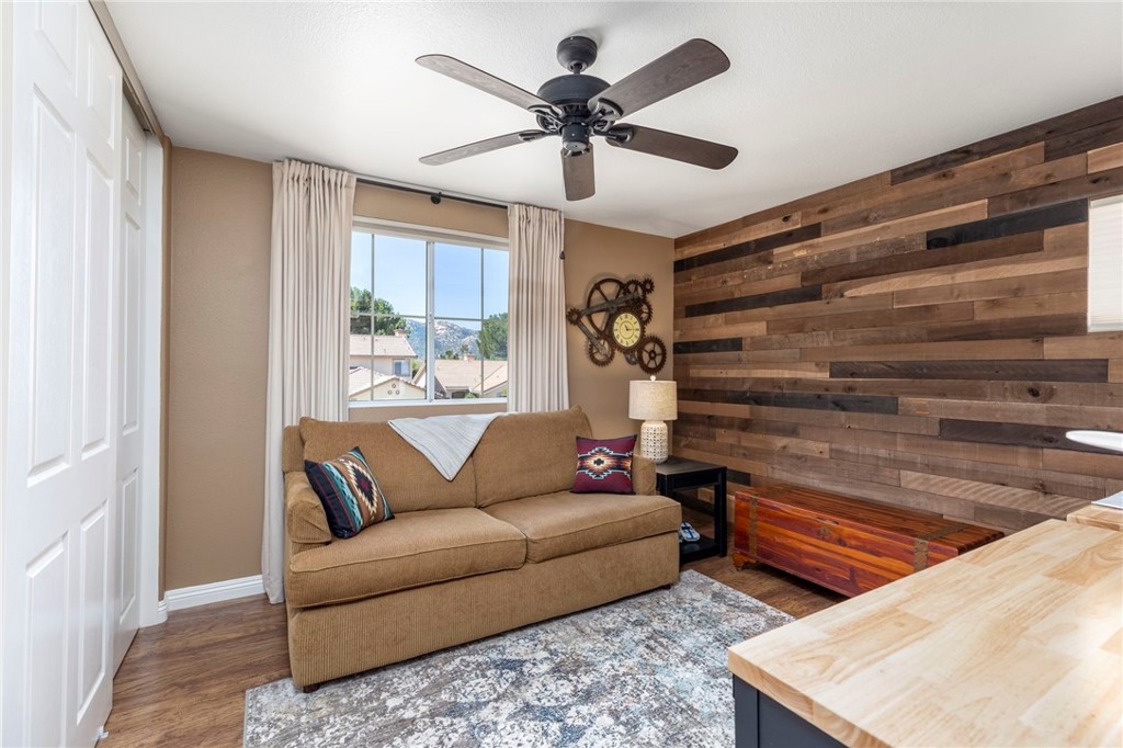 45166 Via Quivera Temecula, CA 92592 - Photo 24 of 34 Secondary Bedroom