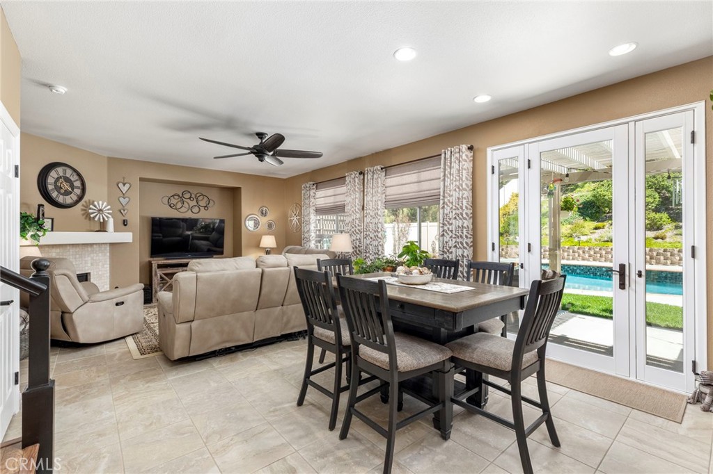 45166 Via Quivera Temecula, CA 92592 - Photo 7 of 34