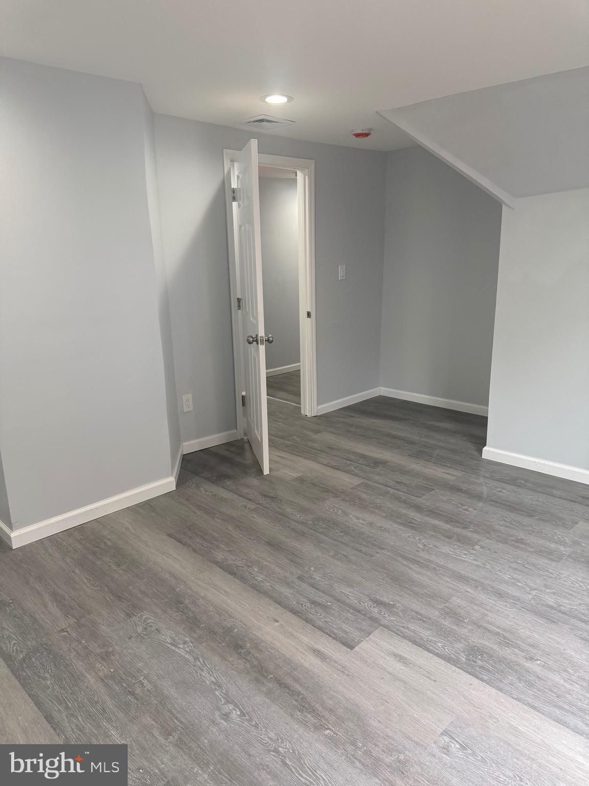 307 Spring Street, Unit 3 Trenton, NJ 08618 - Photo 11 of 12